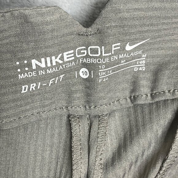 Nike Golf Shorts Womens 10 Gray Stripe Bermuda Dri Fit Mid‎ Rise Stretch Pockets - Picture 3 of 9
